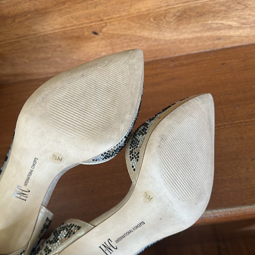 Super cute INC heels - Picture 4 of 4